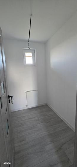 Casă cu 3 camere cu Teren 230 Mp în Clinceni