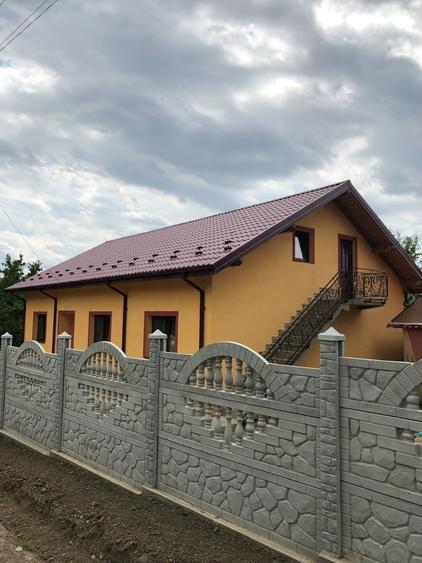 Casă cu 4 camere în Cristești