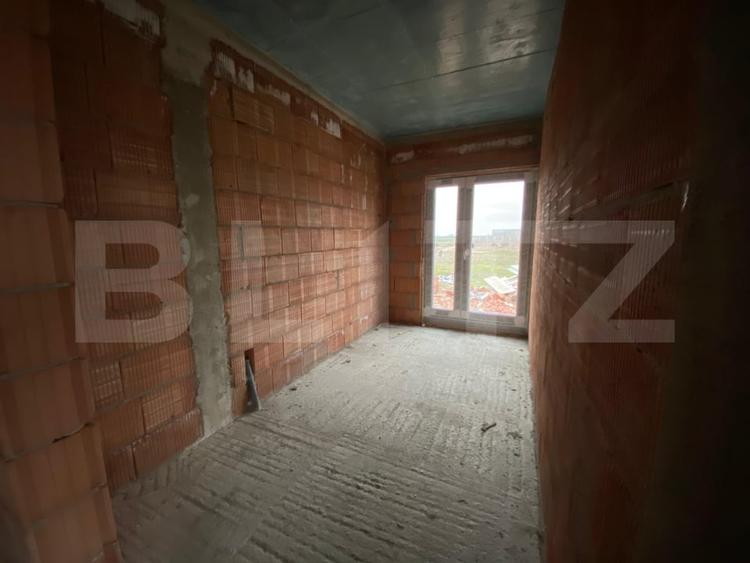 Duplex cu 3 camere cu Teren 284 Mp în Urseni