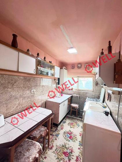 Apartament cu 3 camere în Simeria