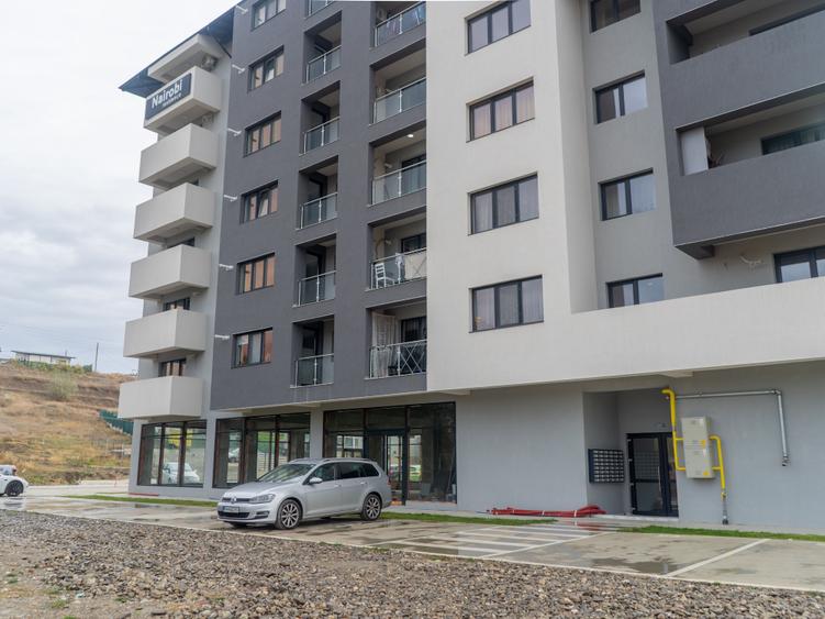 Apartament cu 2 camere semidecomandat în Vișan