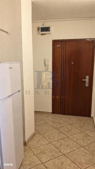 Garsonieră în Girocului