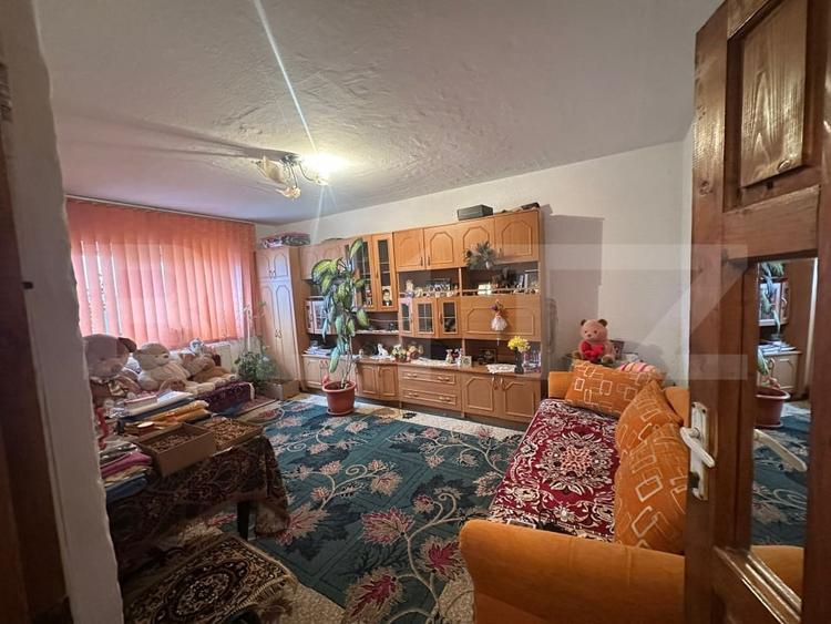 Apartament cu 2 camere decomandat, mobilat în Debarcader