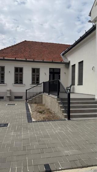 Spațiu comercial, de 360 mp, în Central