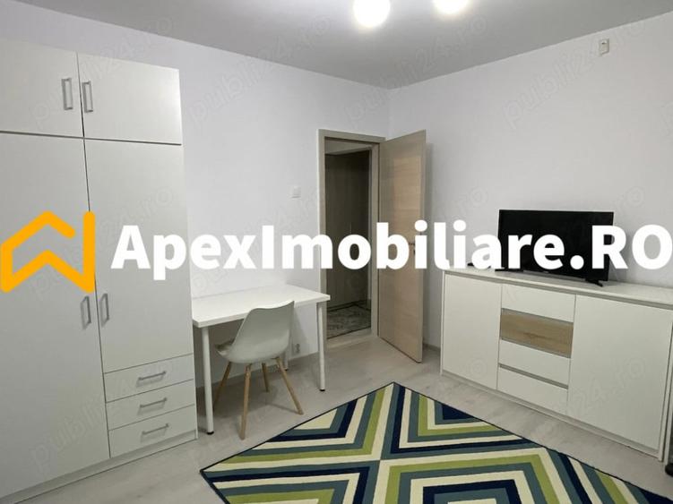 Apartament cu 3 camere decomandat în Sebastian