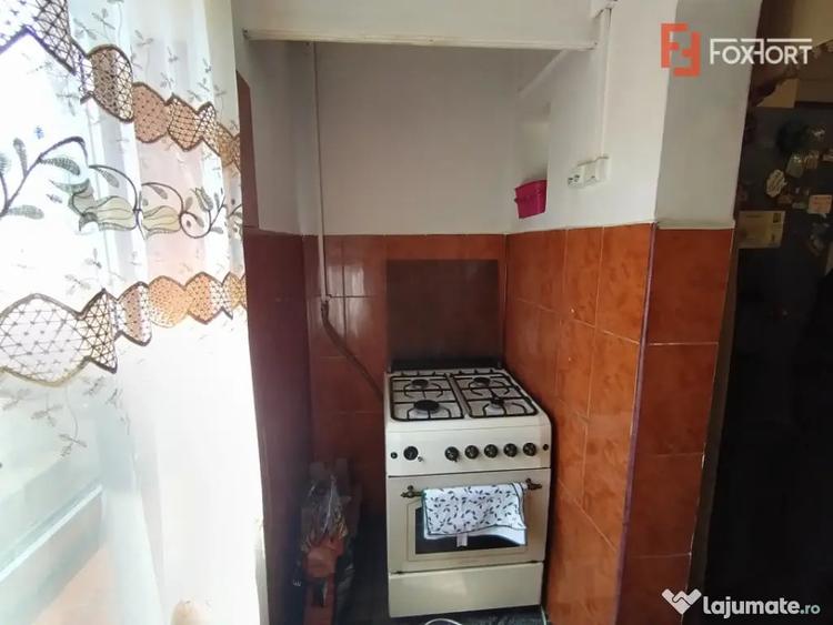 Apartament cu 2 camere decomandat în Soarelui