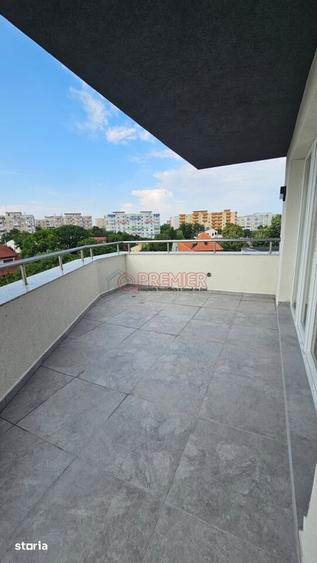 Apartament cu 4 camere în Berceni