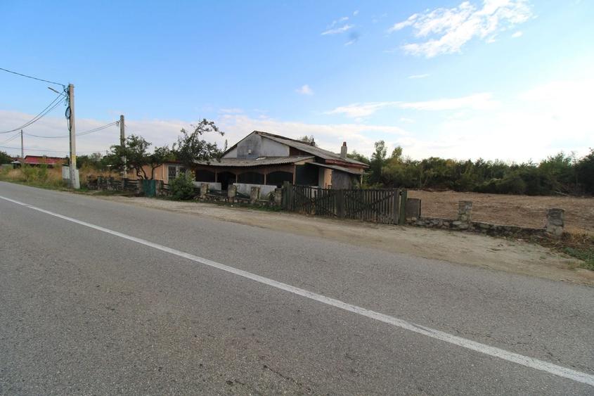 Teren Construcții intravilan de 3169 mp, în Tetila