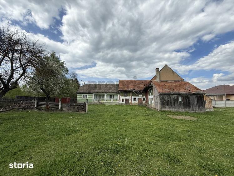 Casă cu 3 camere cu Teren 598 Mp în Vama Buzăului