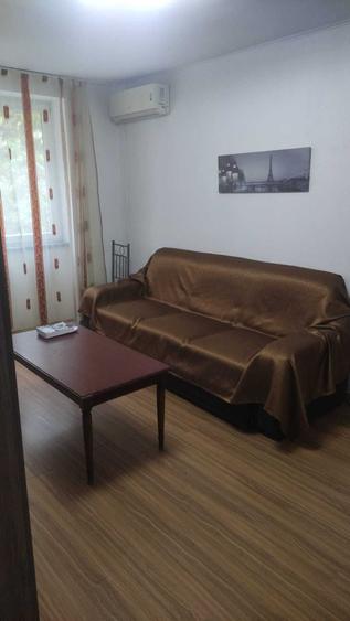 Apartament cu 2 camere semidecomandat în Vatra Luminoasă