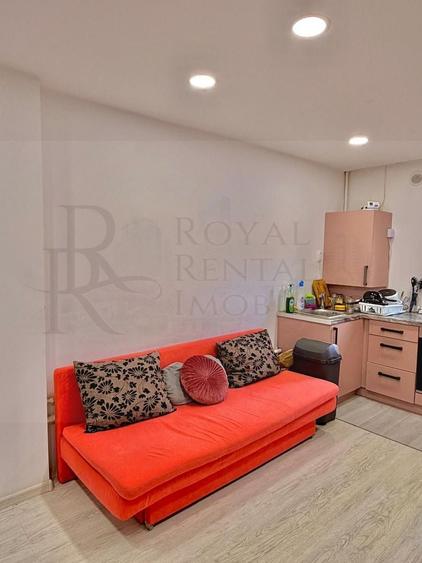 Apartament cu 4 camere decomandat, mobilat în Mărăști