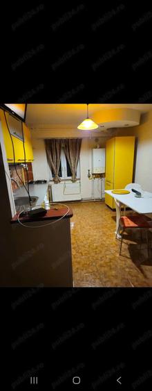 Apartament cu 2 camere decomandat în Lipovei