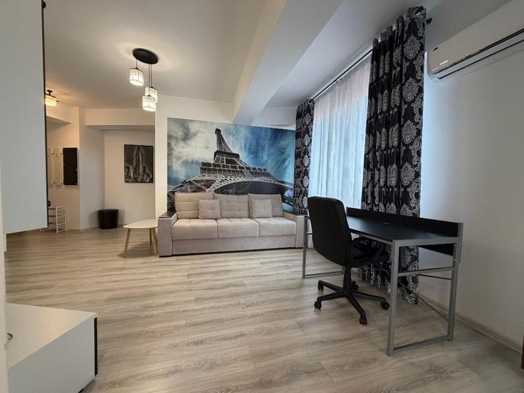 Apartament cu 2 camere decomandat, mobilat în Central