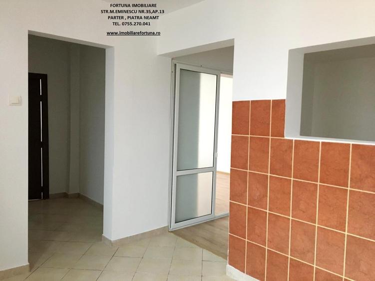 Apartament cu 3 camere decomandat în Mărăței