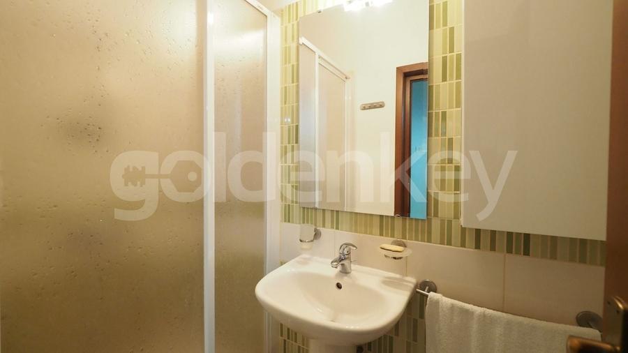 Casă individuală cu 5 camere cu Canalizare în Pipera