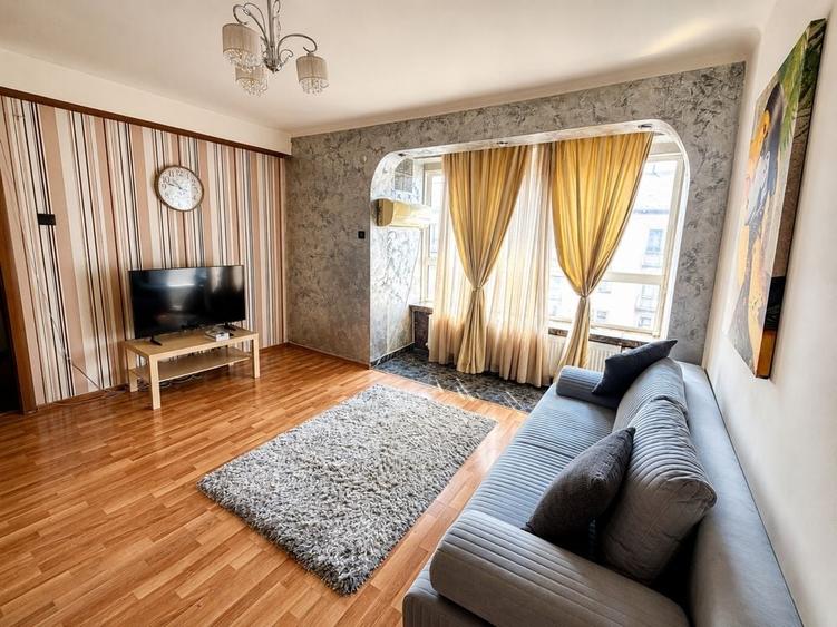 Apartament cu 2 camere semidecomandat în Ultracentral