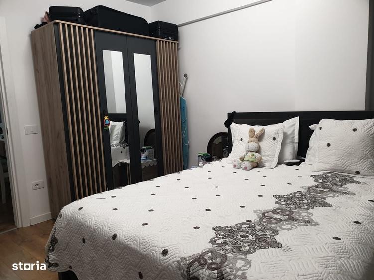 Apartament cu 3 camere în Calea Moldovei
