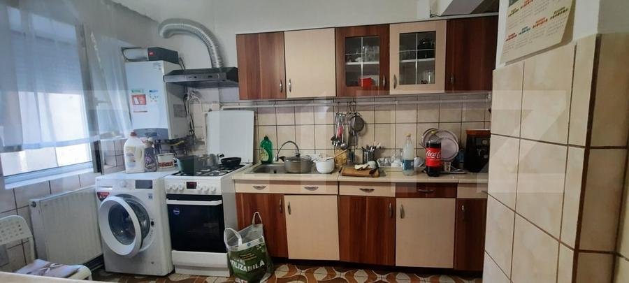 Apartament cu 3 camere decomandat, mobilat în Micro 15