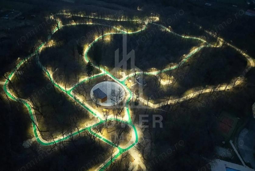 Teren de 994 mp, în Central
