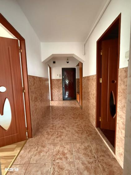 Apartament cu 2 camere decomandat în Între Lacuri