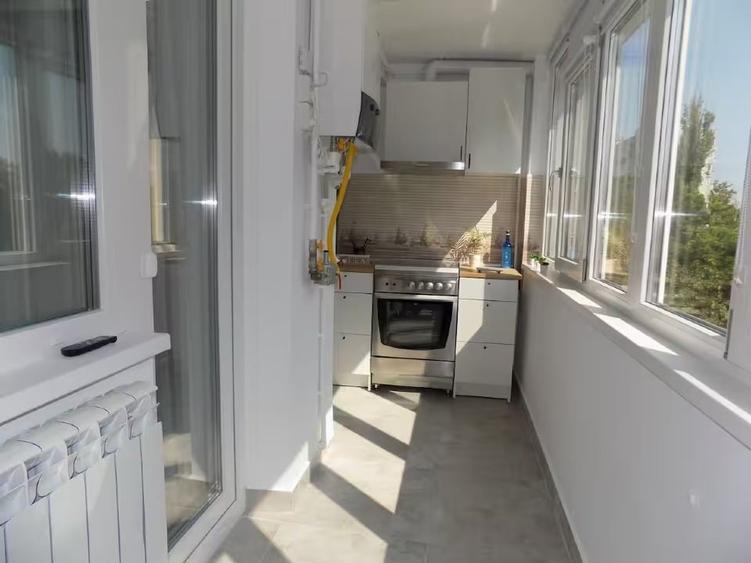 Apartament cu 3 camere semidecomandat, mobilat în Țiglina 2