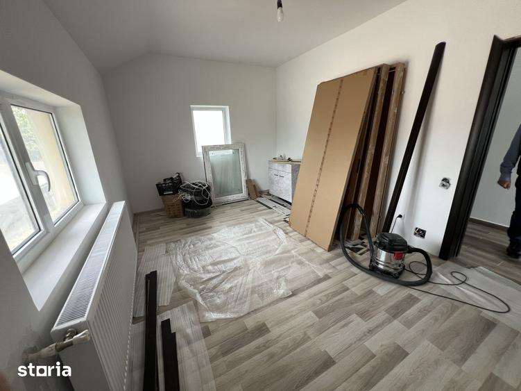 Casă cu 3 camere cu Teren 187 Mp în Brănești