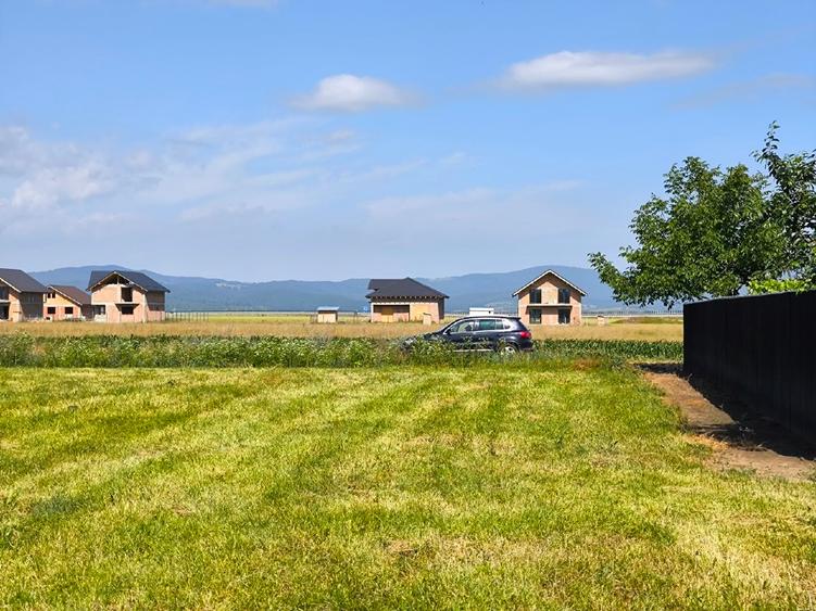 Teren Construcții intravilan de 507 mp, în Cristian