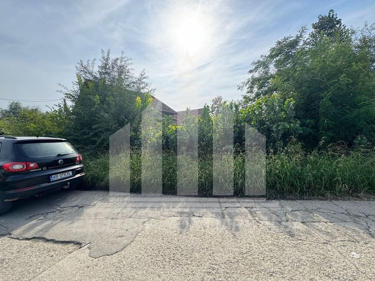 Teren Construcții intravilan de 400 mp, în Micești