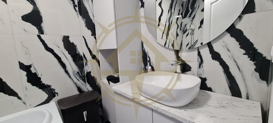 Casă cu 6 camere cu Teren 650 Mp în Snagov