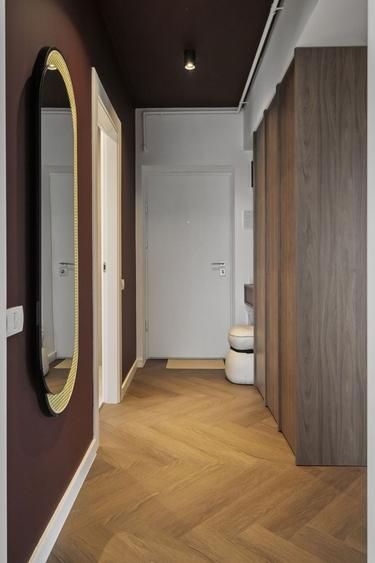 Apartament cu 3 camere decomandat în Odăile