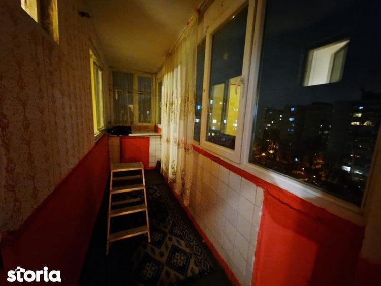 Apartament cu 2 camere semidecomandat în Tei