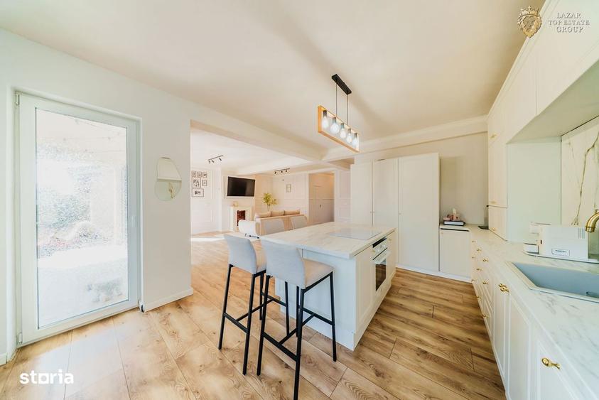 Casă cu 4 camere cu Teren 300 Mp în Livada