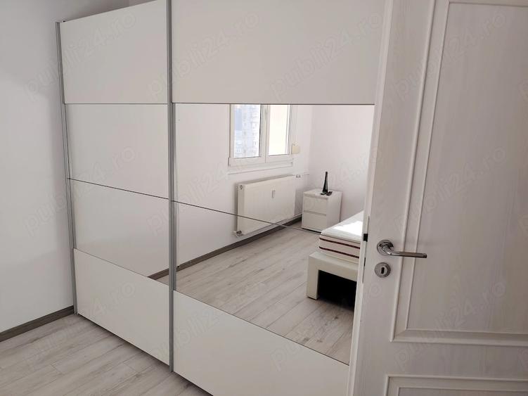 Apartament cu 3 camere semidecomandat în Liviu Rebreanu