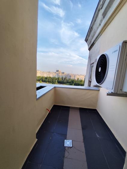 Apartament cu 6 camere decomandat în Unirii
