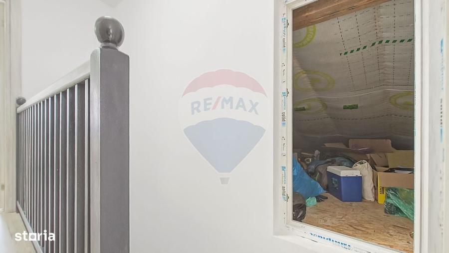 Casă cu 4 camere cu Teren 293 Mp în Central