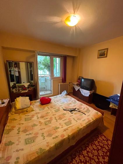 Apartament cu 2 camere decomandat în Tineretului