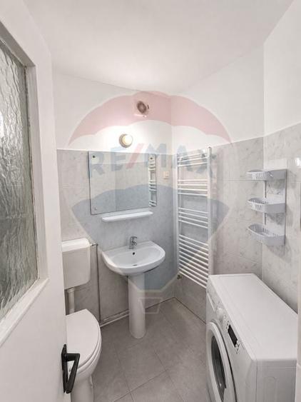Apartament cu 3 camere de vânzare în zona Capitol - 11
