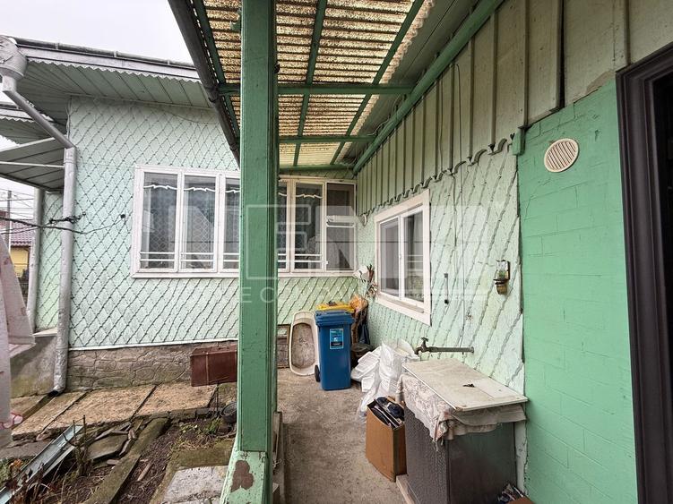 Casă individuală cu 5 camere cu Canalizare în Ultracentral