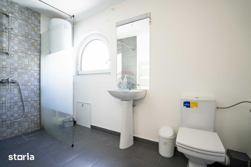 Casă cu 6 camere cu Teren 116 Mp în Ultracentral