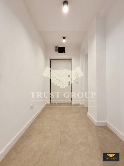 Apartament cu 3 camere decomandat în Universitate