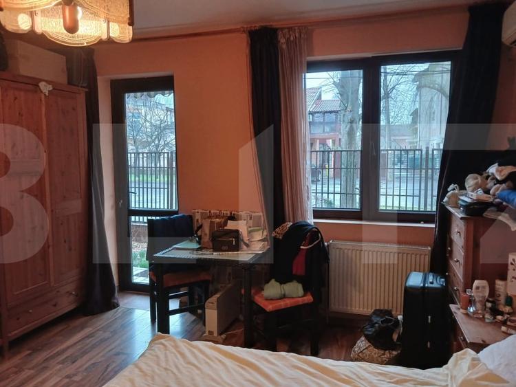 Pensiune 14 camere cu bai proprii si intrari separate, 500 mp, zona Mehala - 4