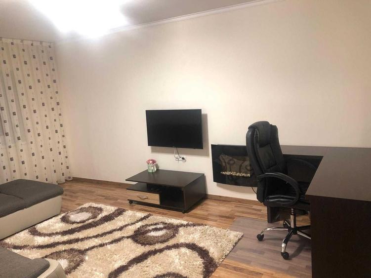 Apartament cu 2 camere decomandat în Rogerius