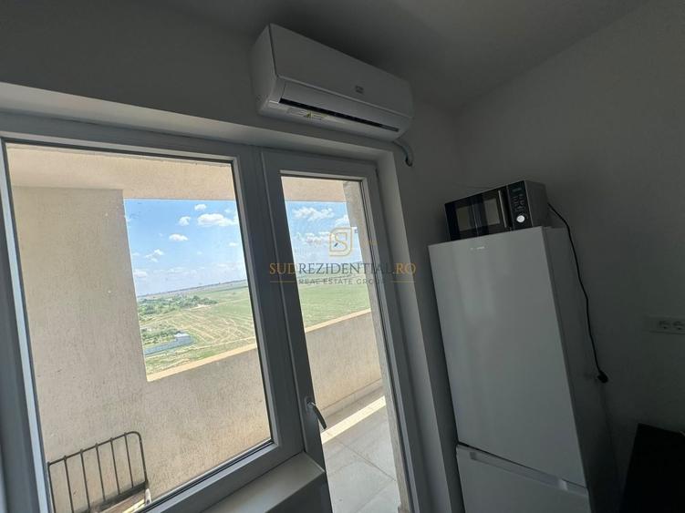 Apartament cu 2 camere semidecomandat, mobilat în Central