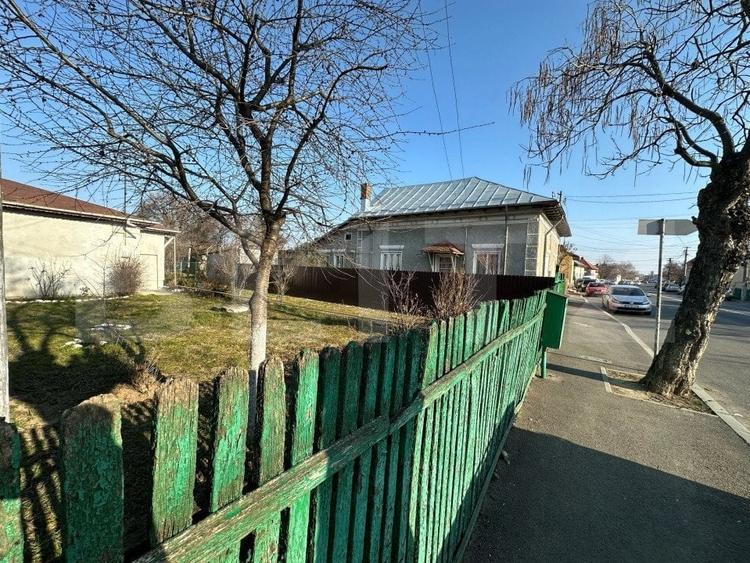 Casă cu Teren 350 Mp în Central