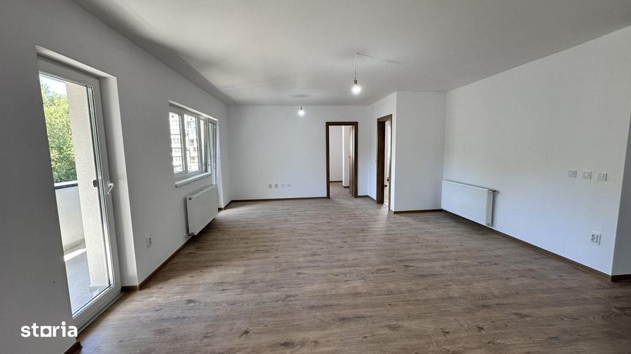 Apartament cu 4 camere decomandat în Șelimbăr