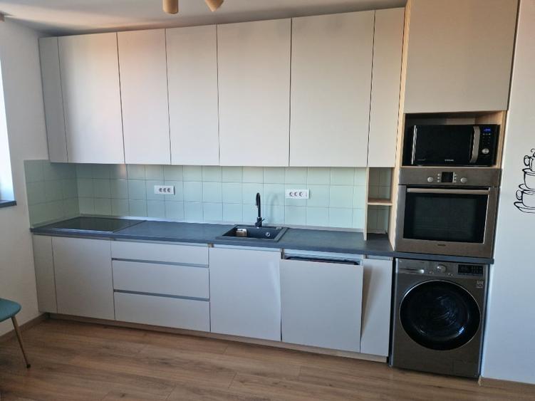 Apartament cu 2 camere, mobilat în Take Ionescu