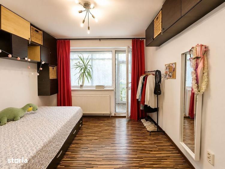 Apartament cu 4 camere decomandat în City Park Mall