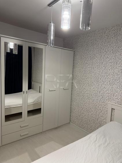 Apartament cu 3 camere decomandat, mobilat în Berceni