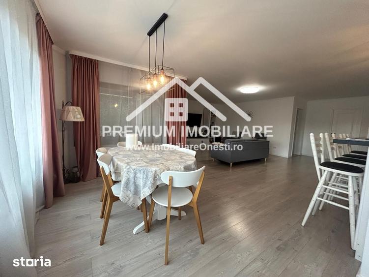 Casă cu 8 camere cu Teren 2680 Mp în Mănăstirea Cașin