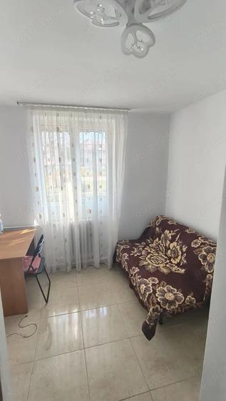 Garsonieră decomandată în Take Ionescu